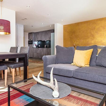 Village Apartment With Matterhorn View เซอร์แมท ภายนอก รูปภาพ