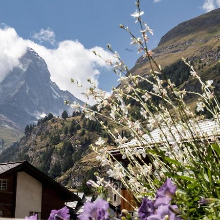 Village Apartment With Matterhorn View เซอร์แมท ภายนอก รูปภาพ